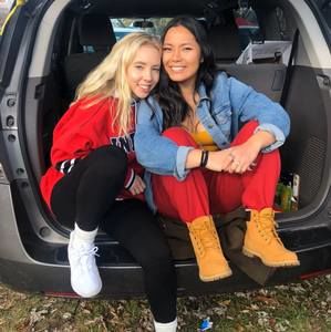 Meet your Posher, Olivia